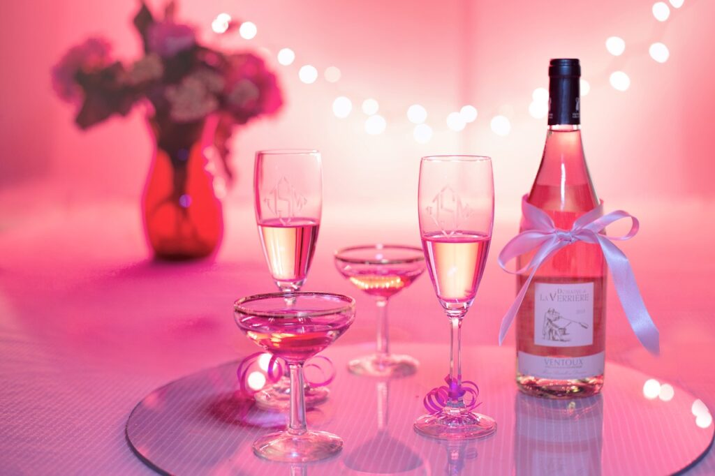 pink wine, champagne, celebration-1964457.jpg